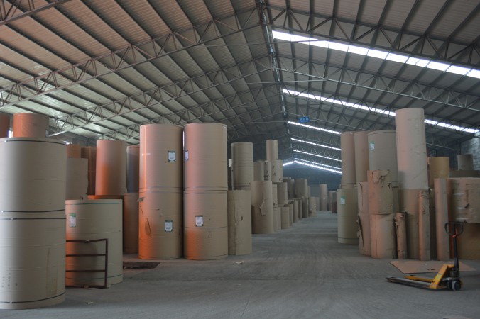 �}������